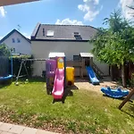 Bursztyn 2 - Na Parterze - Rowery - Plac Zabaw - Tenis Stolowy Rewal