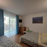 Bursztyn 2 - Na Parterze - Rowery - Plac Zabaw - Tenis Stolowy Homestay szállás