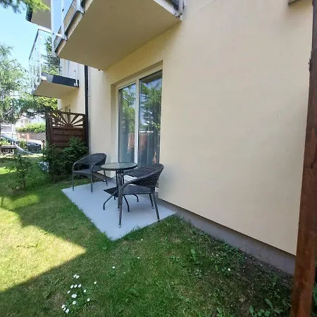 Bursztyn 2 - Na Parterze - Rowery - Plac Zabaw - Tenis Stolowy * Rewal