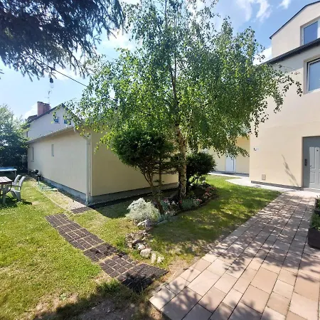 Bursztyn 2 - Na Parterze - Rowery - Plac Zabaw - Tenis Stolowy Homestay szállás