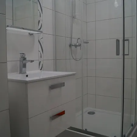 Bursztyn 2 *