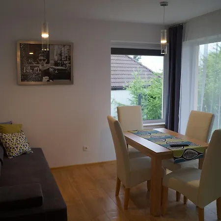 Bursztyn 2 - Na Parterze - Rowery - Plac Zabaw - Tenis Stolowy * Rewal