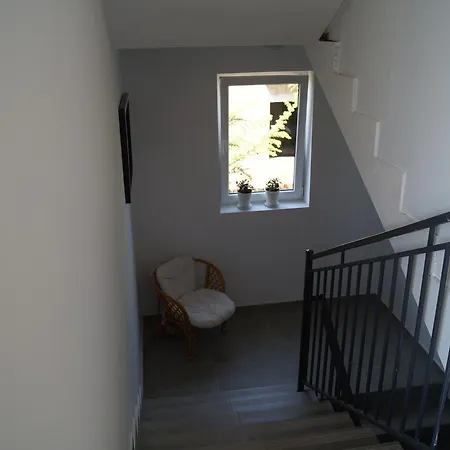Bursztyn 2 - Na Parterze - Rowery - Plac Zabaw - Tenis Stolowy Homestay szállás *