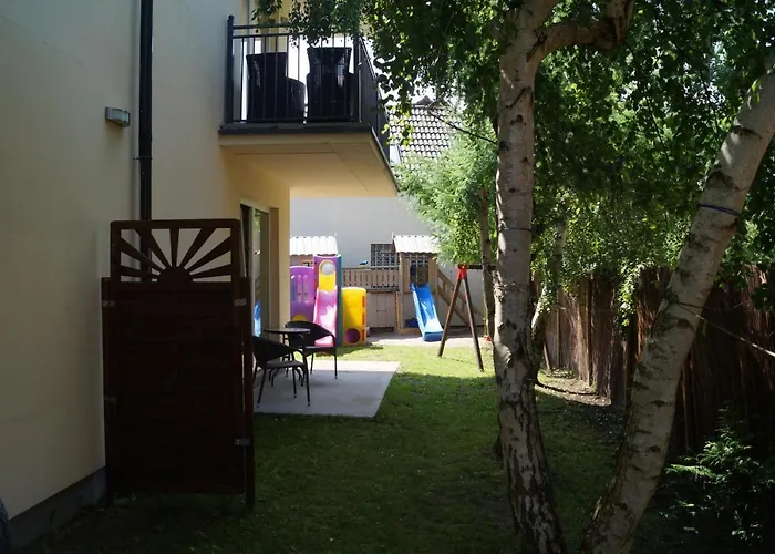 Bursztyn 2 - Na Parterze - Rowery - Plac Zabaw - Tenis Stolowy Habitación en casa particular