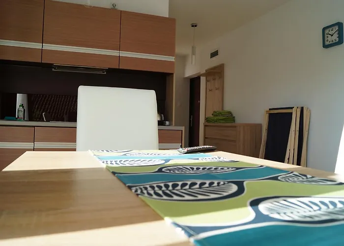 Bursztyn 2 - Na Parterze - Rowery - Plac Zabaw - Tenis Stolowy Homestay szállás *