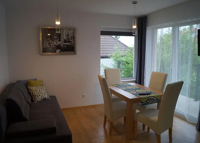 Bursztyn 2 - Na Parterze - Rowery - Plac Zabaw - Tenis Stolowy * Rewal