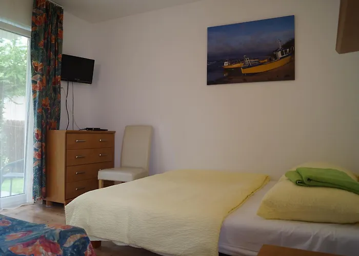 Habitación en casa particular Bursztyn 2 - Na Parterze - Rowery - Plac Zabaw - Tenis Stolowy Rewal