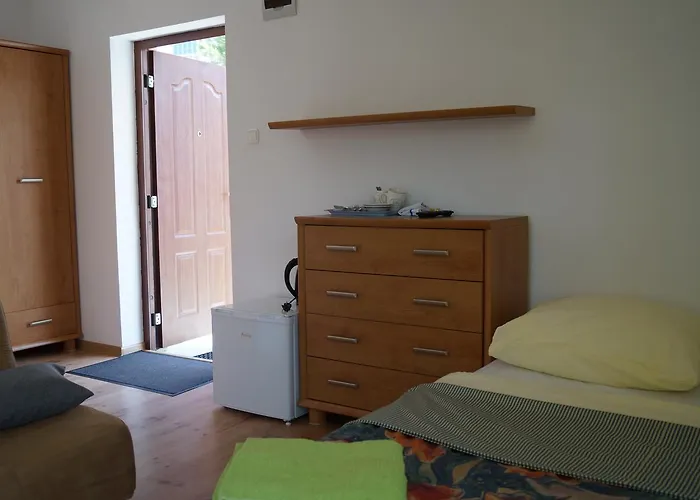 Bursztyn 2 - Na Parterze - Rowery - Plac Zabaw - Tenis Stolowy Habitación en casa particular