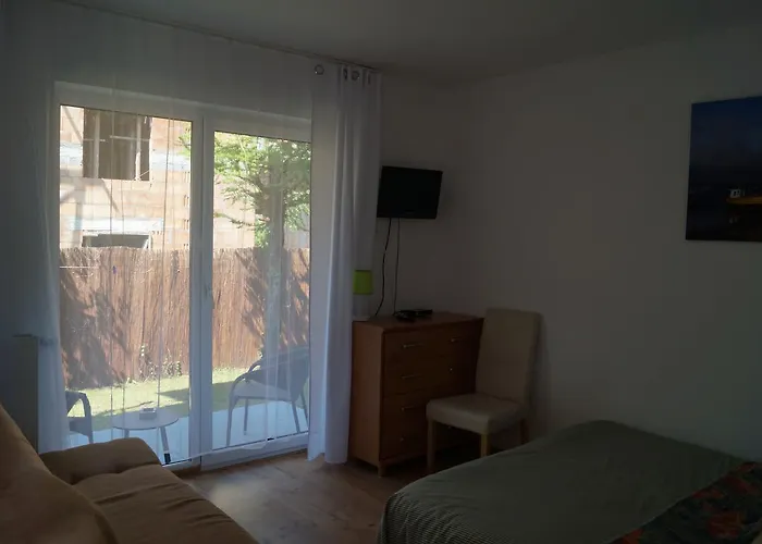 Bursztyn 2 - Na Parterze - Rowery - Plac Zabaw - Tenis Stolowy Homestay szállás *